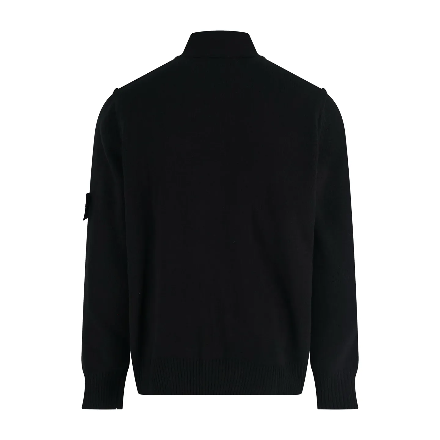 P690 Stone Island cardigan sweater (black) The original version was purchased and developed by 3621. The fabric is woven with 100% sheep wool yarn. The overall comfort is more skin-friendly than the original version. The YB upper body is particularly tight. Based on the quality of the original wool yarn, we have adjusted the overall feel and skin-friendly feel. They are both more comfortable and breathable than the ZP upper body. There is no difference in stripes compared to the original version. And it can be done to a full range of grades. It supports random detection of wool content to ensure that every piece customers get is a high-quality product. Customized 100 woolen woolen access control hemming. After the factory hemming of the clothes and sweaters is completed, it still needs to be taken to the weaving factory for secondary processing. It is very laborious. Customized hardware buttons, Stone Island armbands and zippers took 3 months to complete. The details are full. The overall wiring is straight and delicate, the fabric is comfortable and soft, and the color is consistent without color difference. It can be matched with the same style to create a fashionable look and control various occasions. Customized accessories, complete with three standards, the same style for men and women. Size:S-M-L-XL